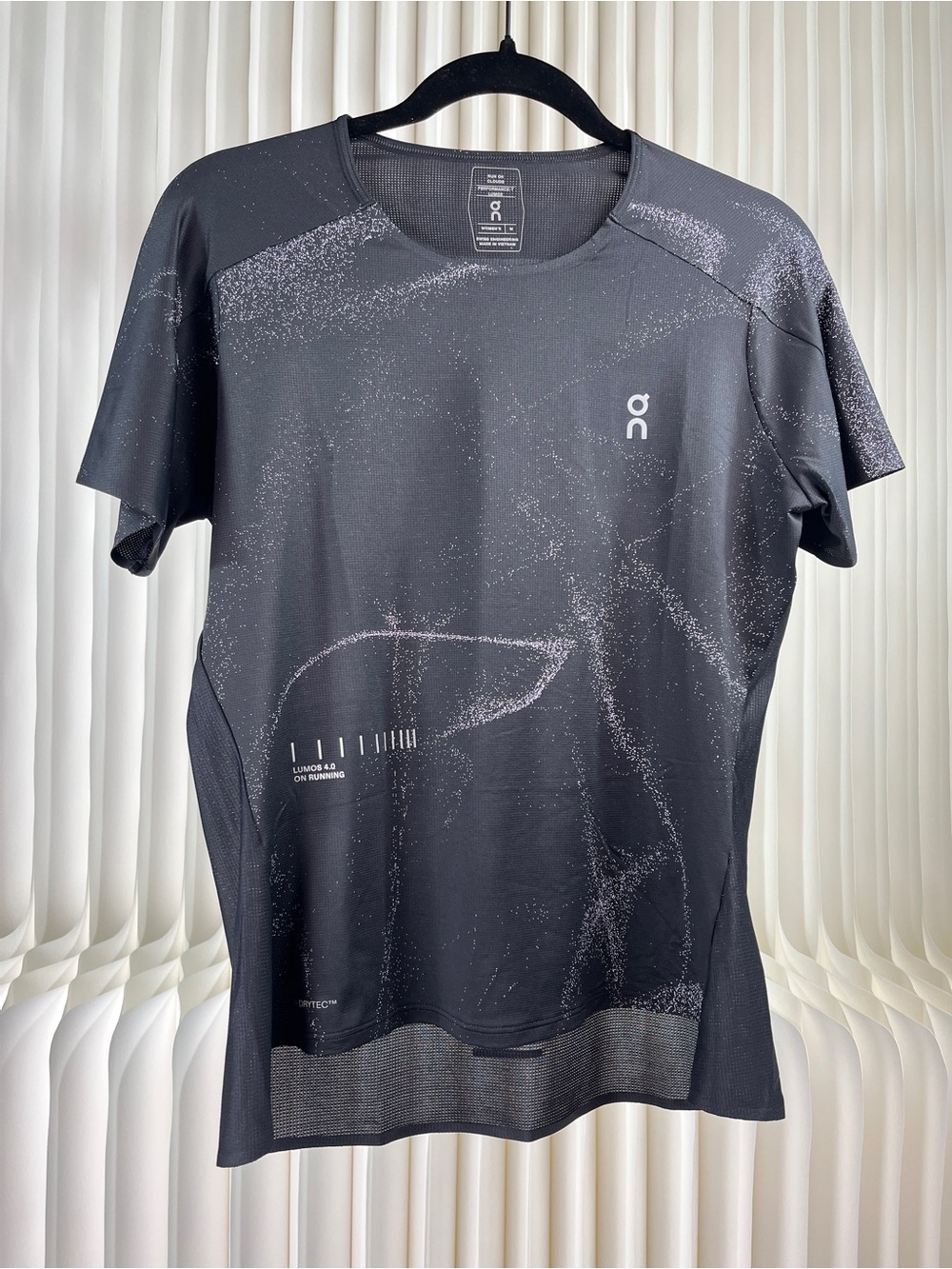 On Running Performance-T Lumos Shirt - Picture 3 of 8